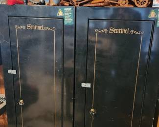 2 Sentinel safes please note all guns in sale.Do not work and are for display only and have been dismantled