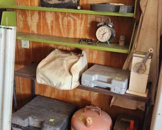 Tools garage items