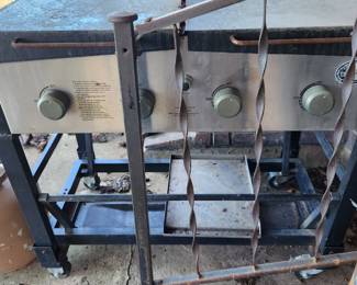 Backyard cooker