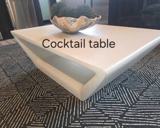 Bernhardt Hyannis Coffee table 