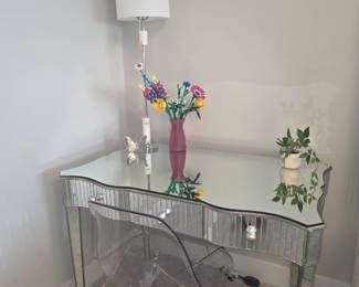 Mirrored Vanity Table 