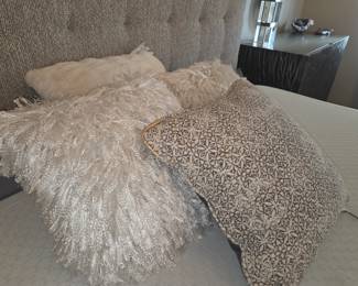 Luxury pillows 