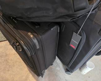 Briggs. Riley/ DOVER Luggage / TUMI bag