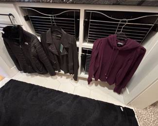North Face/ & other clothing pieces 