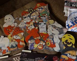 Vintage Halloween Wall Hangings