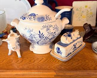 Vintage Blue and White Floral Ceramic Soup Tureen
