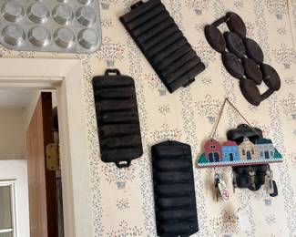 Vintage Cast Iron Baking and Bread Molds
