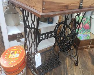 Sewing machine table