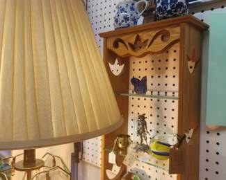 Trinket shelf and trinkets