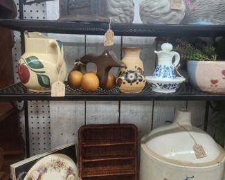 Redwing whiskey jug