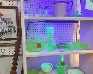 Uranium glass