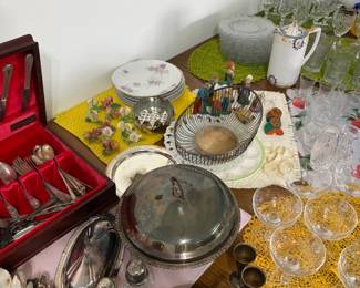 Serving Trays And Tabletop Selection