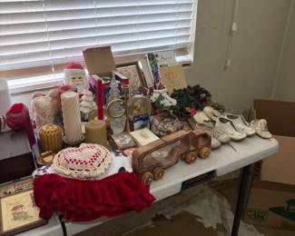 Seasonal Decor And Tabletop Accents