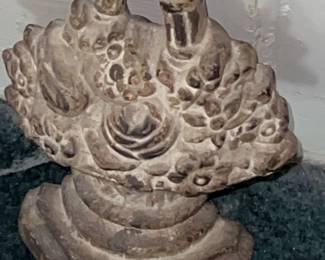 Vintage cast-iron flower basket doorstop
