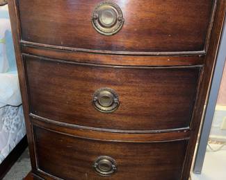 Antique mahogany three-drawer bowfront nightstand or accent chest