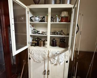 Vintage hutch