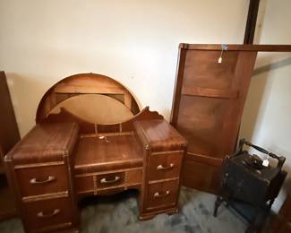 Vintage vanity, headboard and footboard