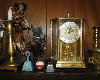 Mantel clock