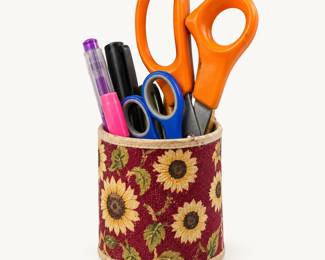 Desk Accessories ◆ Sunflower-patterned holder with scissors, pens, and markers.