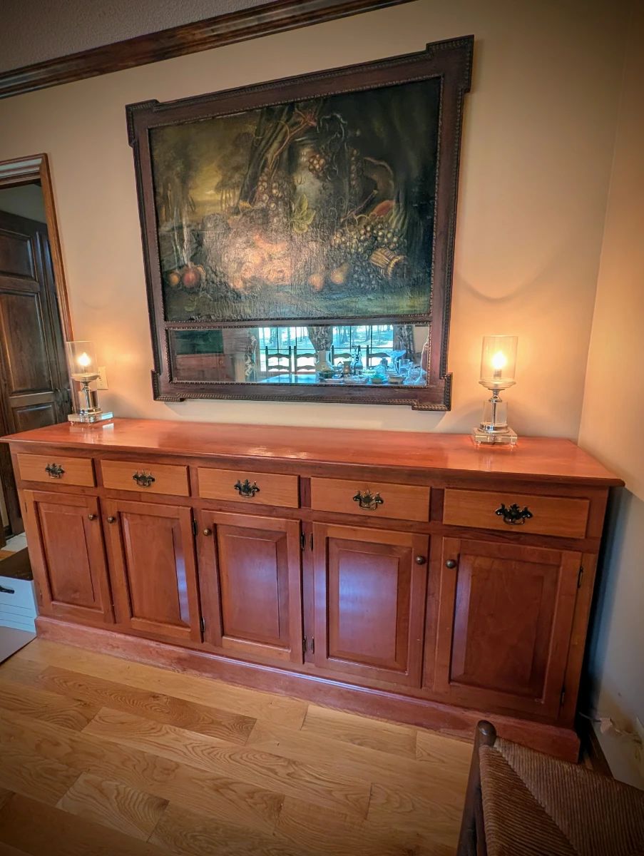 Gorgeous furniture and painting 