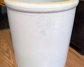 8 gallon crock