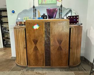 Antique Bar