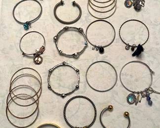 Bangle Bracelets 