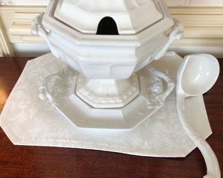 Red Cliff Tureen with Ladle and Plate