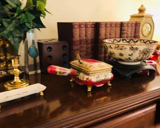 Cool Vintage Decor