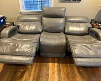 Power Reclining Sofa with Power Headrests 83L x 39W x 40H
