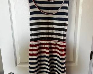 Women's Dress  (Medium/8)