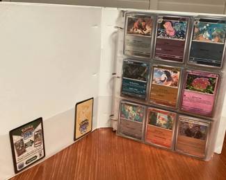 CCM019 Binder Full Of Over 600 Pokémon Trading Cards (B)