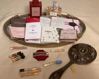 CCM099 Vanity Tray, Enameled Mirror, Gucci Bloom Eau De Parfum & Other Women’s Fragrances 