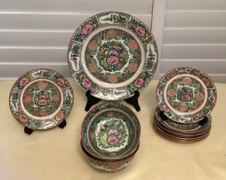 CCM128 Vintage Chinese Porcelain Rose Medallion Plates & Bowls