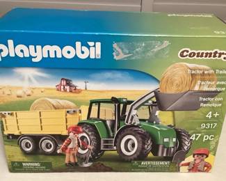 CCM044 Playmobil Country Tractor With Trailer #9317 New