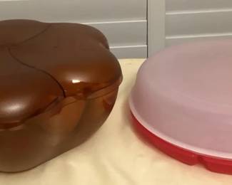 CCM117 Tupperware Chip & Dip Set & Veggie Platter Set New