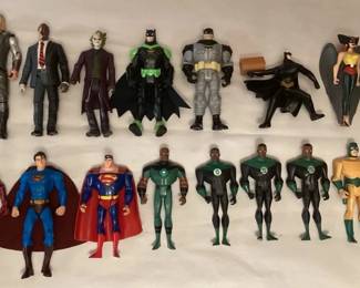 CCM017 Seventeen Vintage Super Hero Action Figures