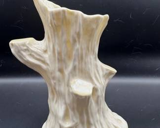 Belleek stump vase
