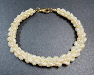 Rice pearl bracelet