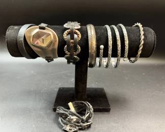 Bracelet lot: Leather wrap