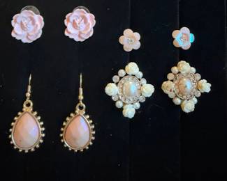 Earring lot: pink floral