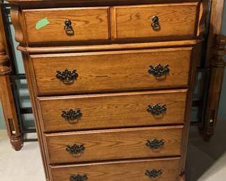 Five drawer chest