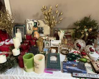 More decorations and items for Christmas