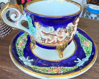Vtg Capodimonte Footed Teacup