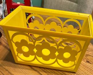 MCM Container