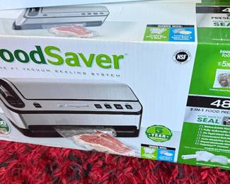 Food Saver, have bags also NEW