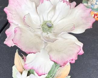 Vtg Capodimonte Porcelain Flower