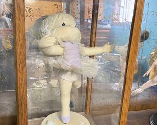 VTG Precious Moments Animated Musical Balerina