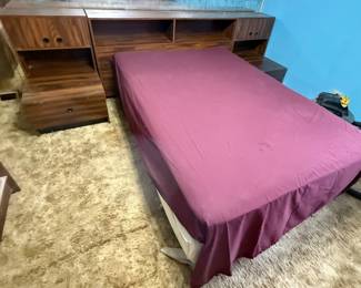 VTG Queen Headboard & End Tables