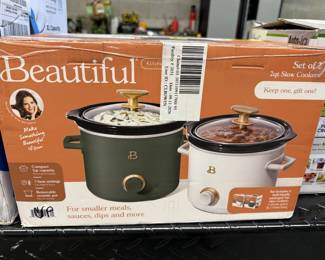 Beautiful Set of 2 Slow Cookers
